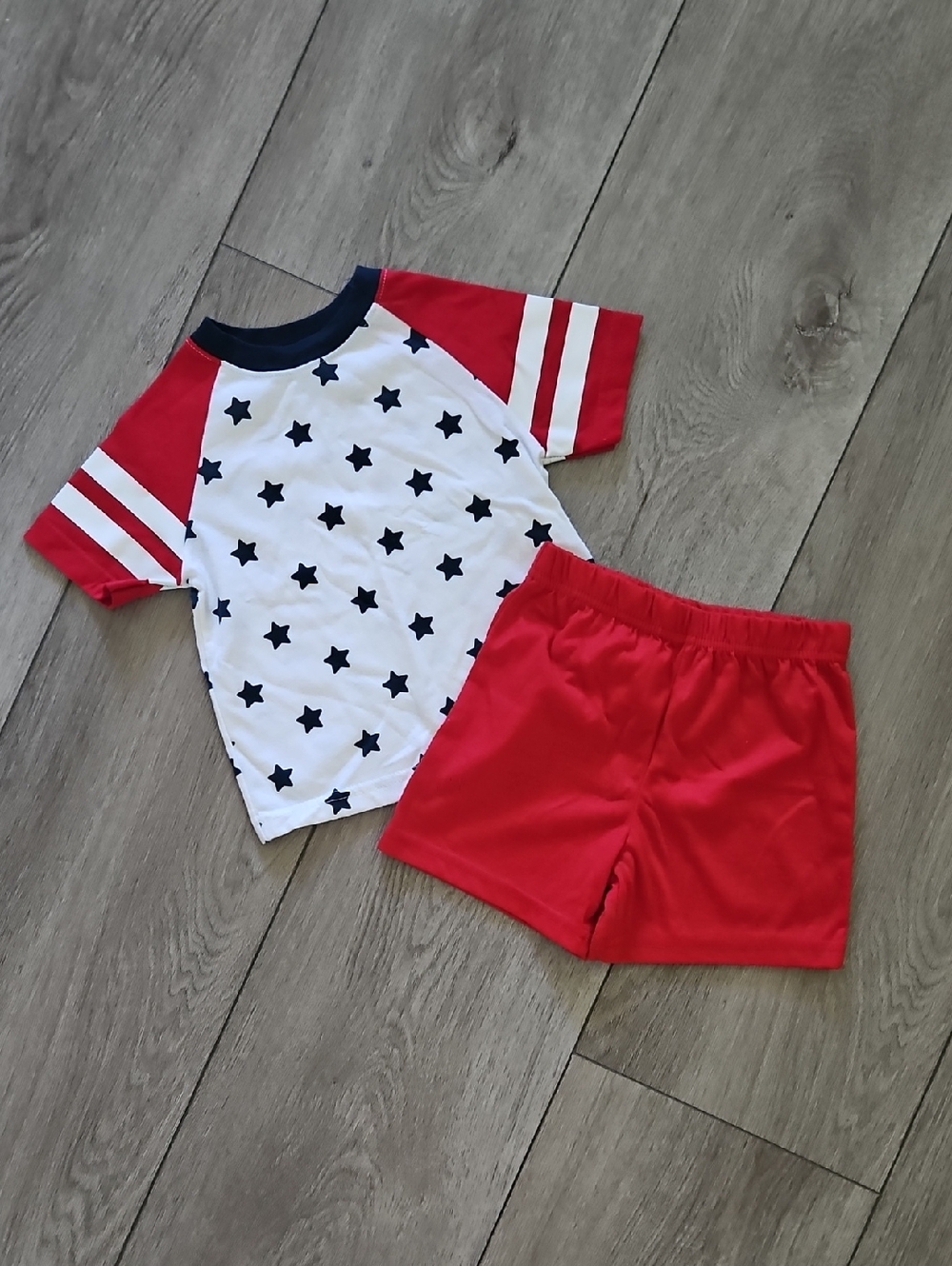 Kids Red Star Raglan Tee and Shorts Set